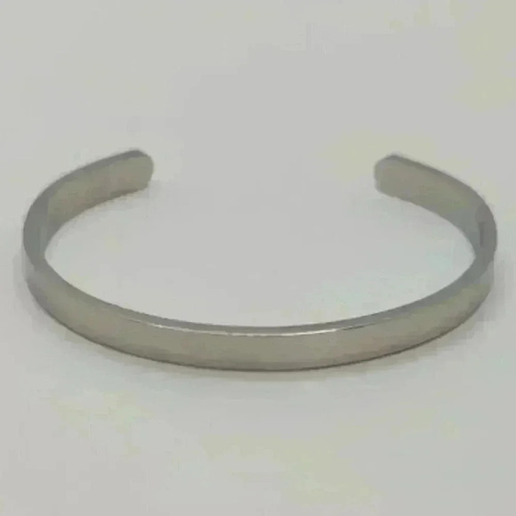 Mint & Lily silver cuff inspirational bracelet DREAM BELIEVE Achieve NWOT - Picture 4 of 4